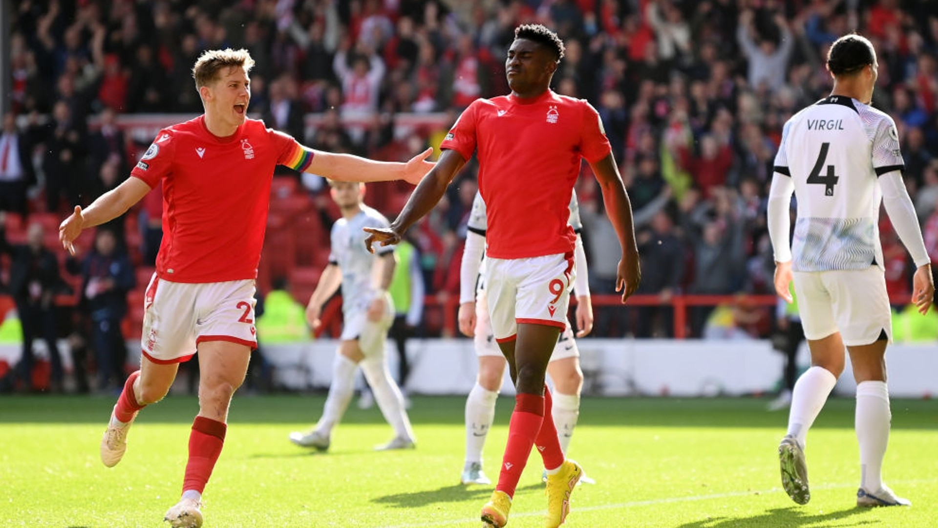 約羅的轉會 約羅的轉會