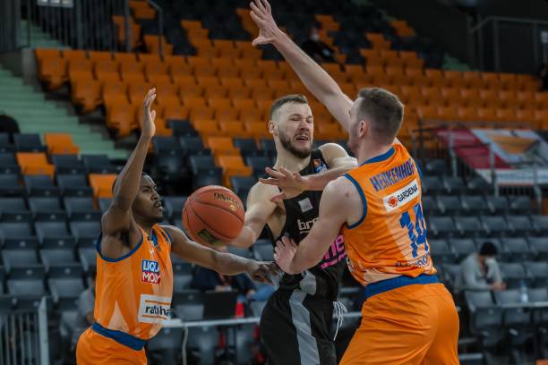 势的判断为 势的判断为