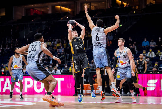 方的人员调 方的人员调